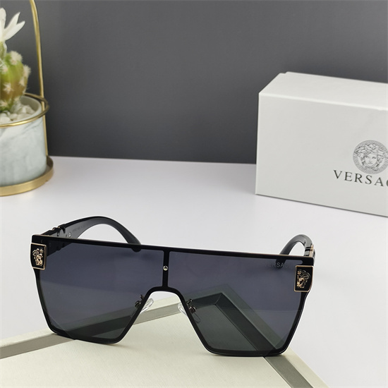 Versace Sunglass AA 009